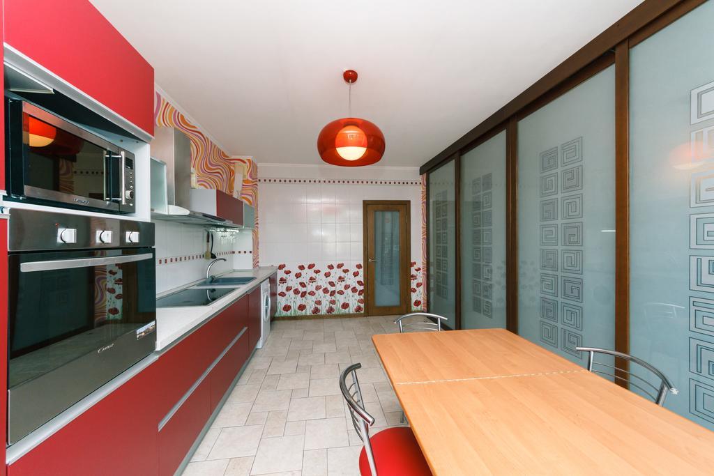 Two-Storey Apartment Near Iec Киев Экстерьер фото